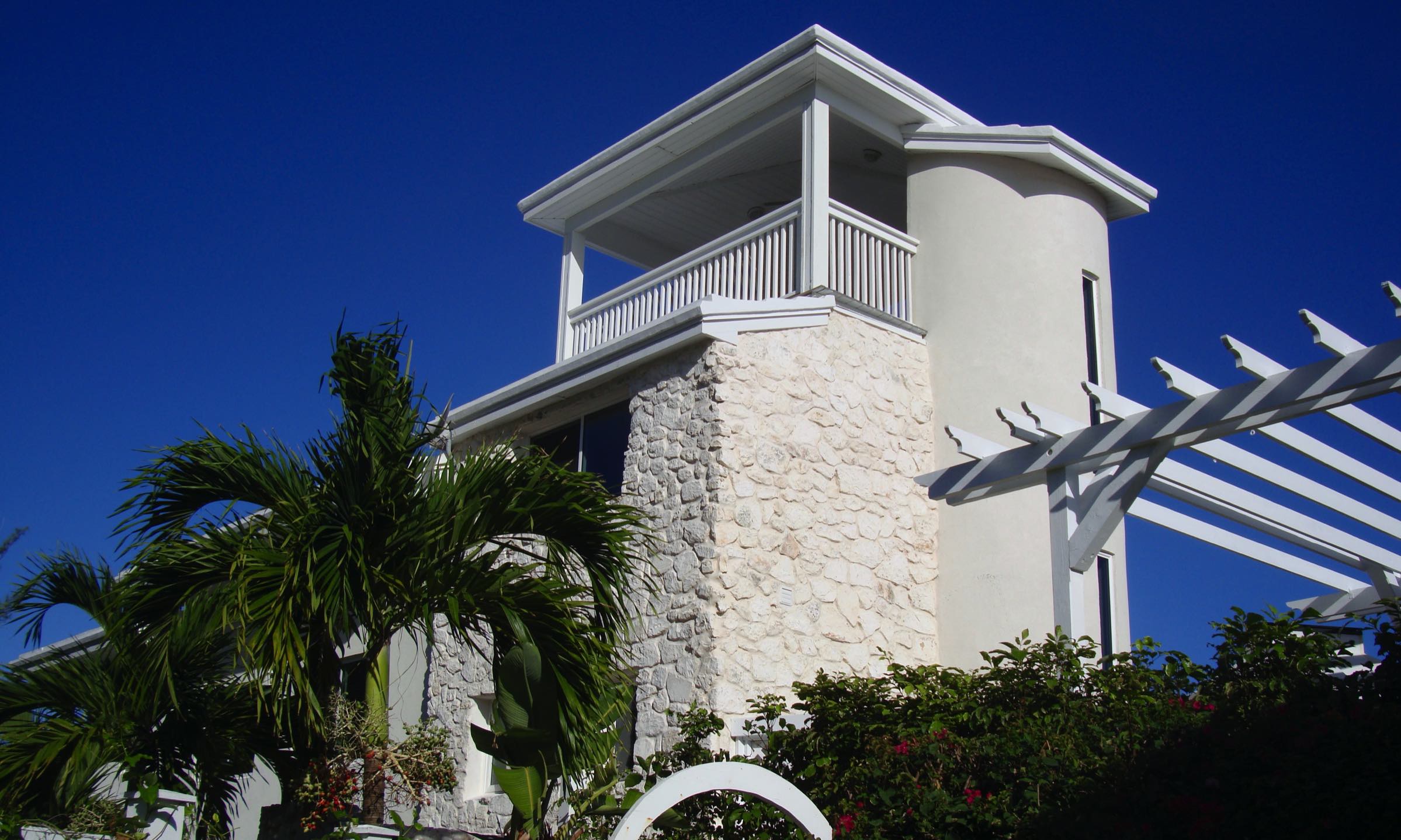 Helios House Vacation Rental Estate Eleuthera Bahamas